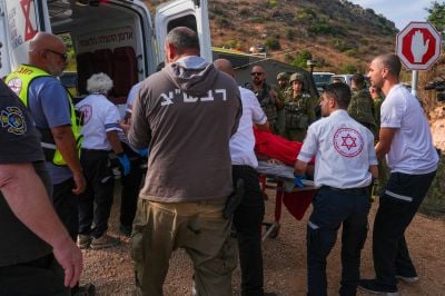Le point à 19h : un lycéen tué à la frontière libano-israélienne, 200 kilos d’explosifs à dos de mulets, Riyad ferme son ciel