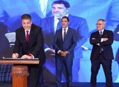 Le président du conseil d’administration du port de Beyrouth à New Delhi signant la déclaration commune du Club des ports de l’IMEC le 6 octobre 2026. Photo diffusée par le port de Beyrouth