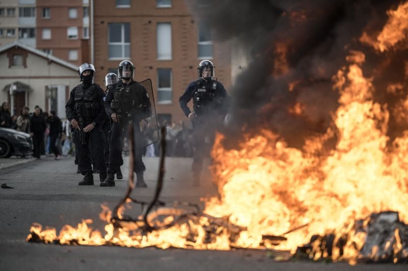 France schools protest rumbles on as Macron urges 'respect'