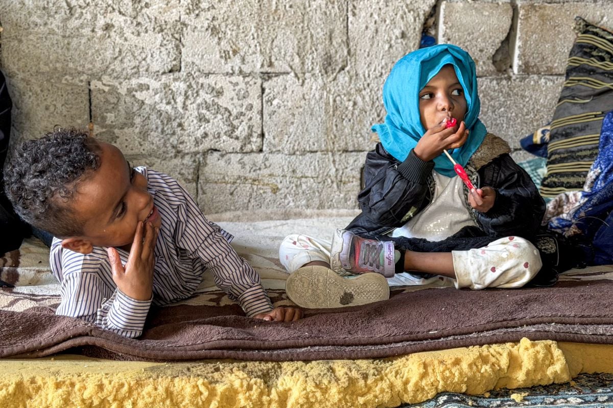8 p.m. recap: Houthis attack Yemeni presidential palace; Washington wields largest non-nuclear bomb on Iran; Netanyahu confirms call with Sharaa