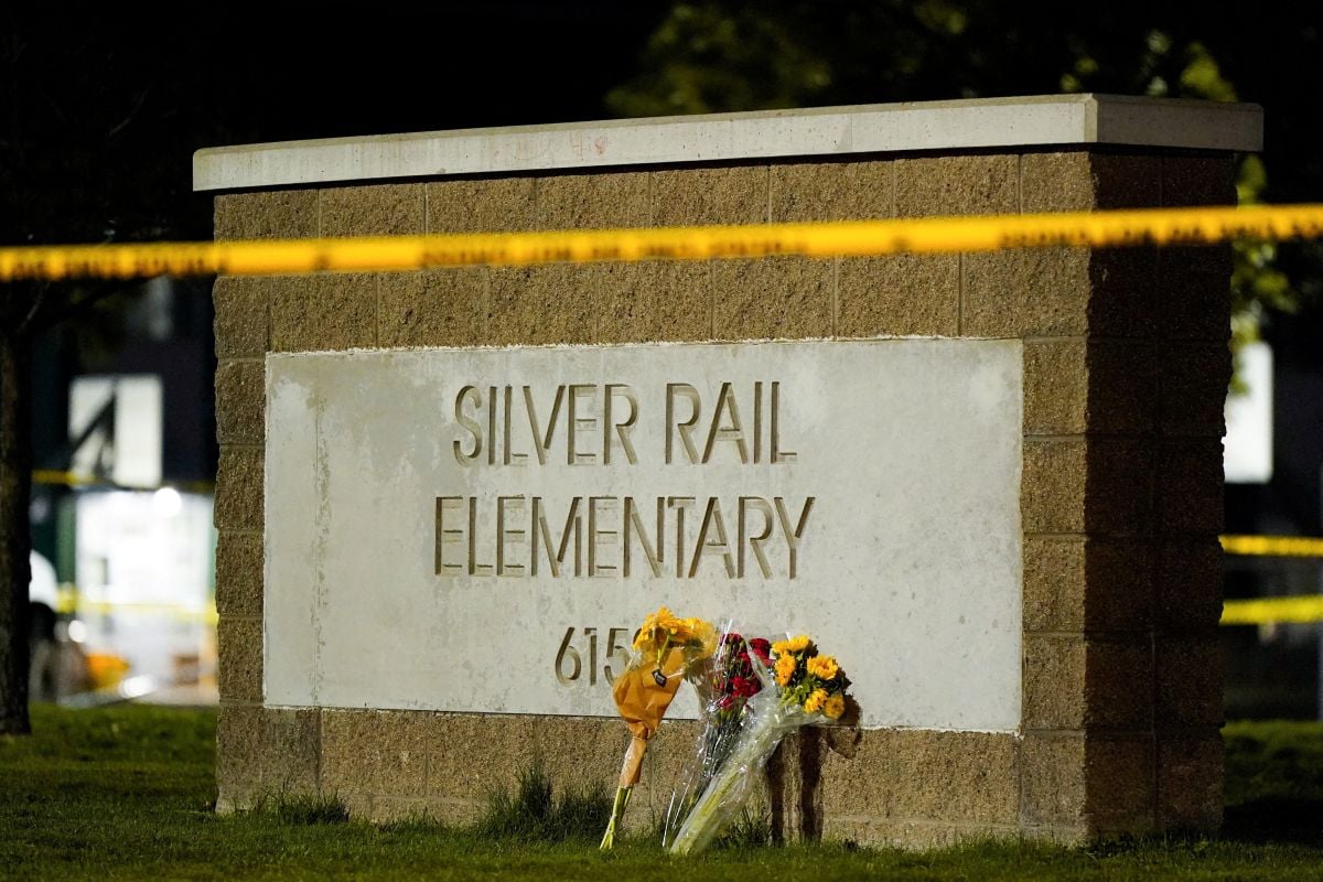 Three children, one teacher killed in Oregon elementary school shooting