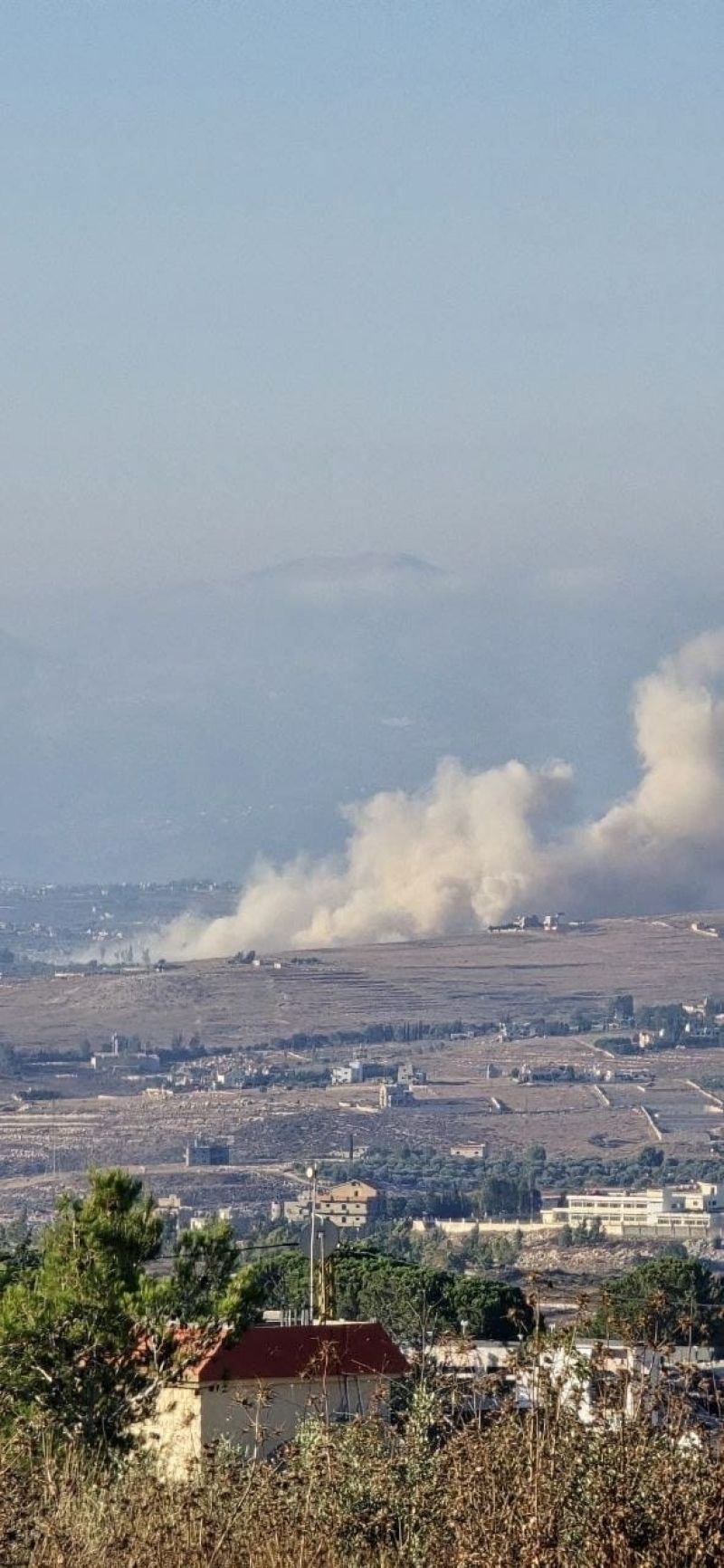Israel carries out detonations in Deir Siryan, Marjayoun, southern Lebanon