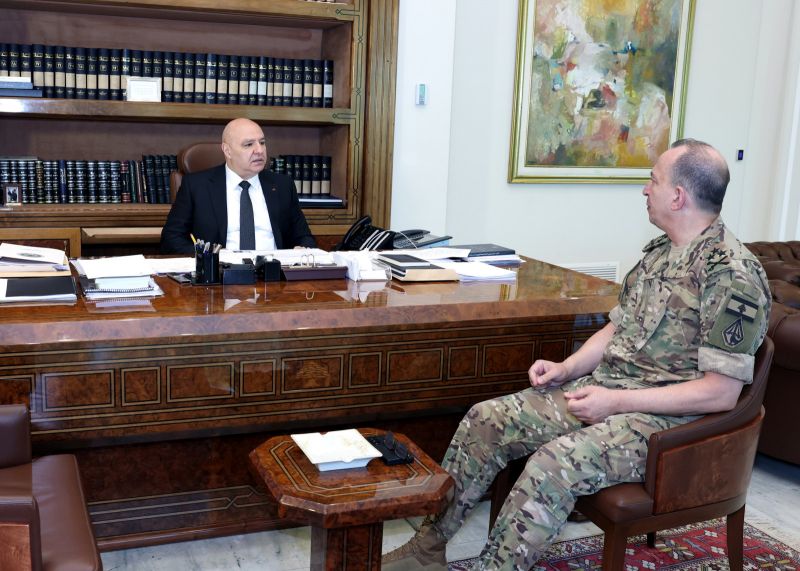 Aoun demande à l'armée de « riposter à toute incursion israélienne » au Liban-Sud