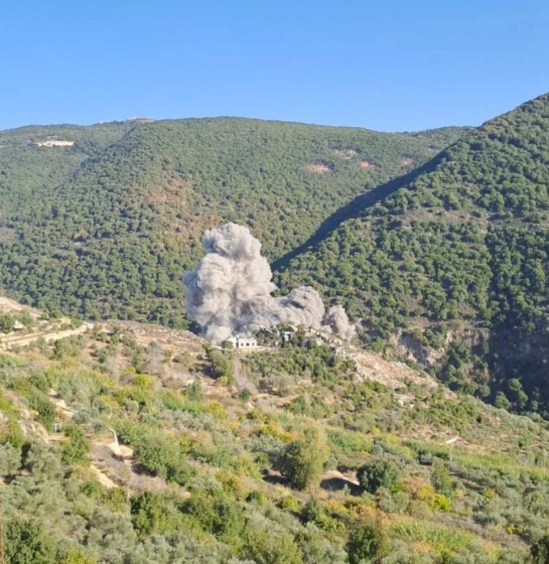 Images of the Israeli bombardment of Mahmoudieh hills in Jezzine district