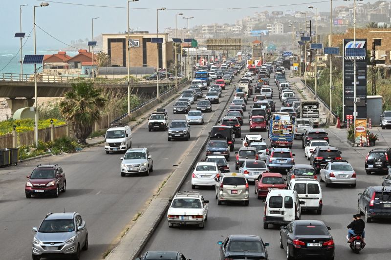 Afflux de déplacés rentrant vers Beyrouth et Saïda après avoir inspecté leurs maisons du Liban-Sud 