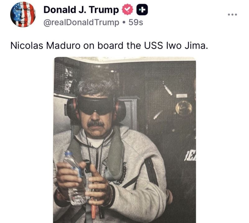 Trump publie une photo de Maduro, les yeux bandés, à bord d'un navire américain