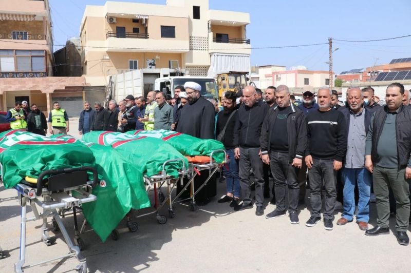 Victims of Burj al-Shemali strike laid to rest in town’s cemetery 