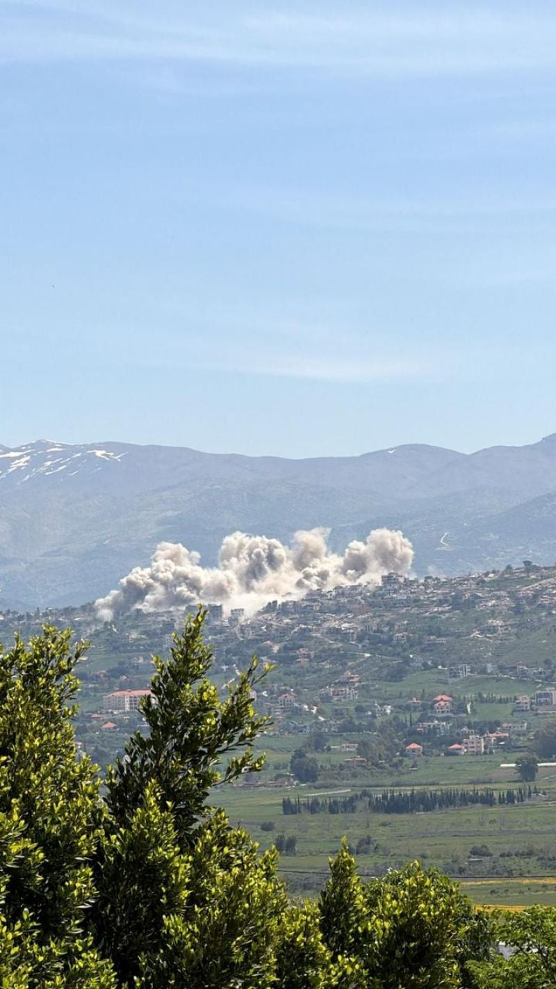 Tirs d'artillerie sur Bint Jbeil, dynamitages à Khiam 