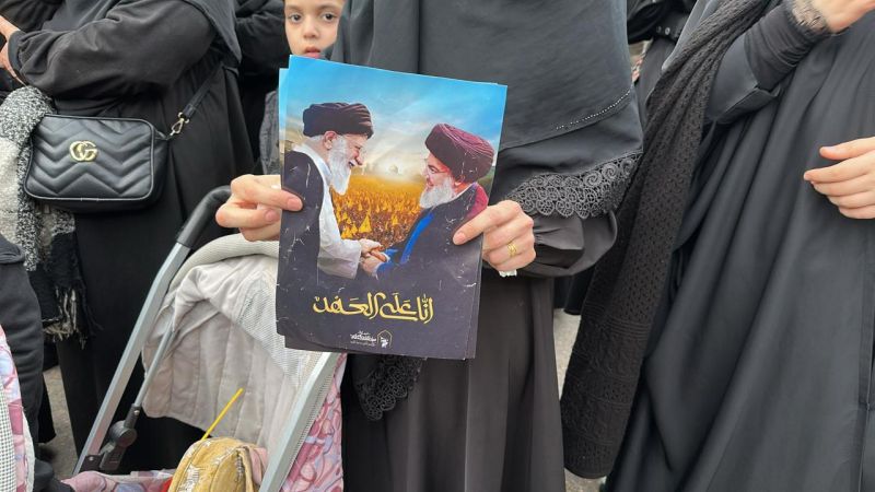 « J’ai pensé directement à Nasrallah » : émotion dans la banlieue sud de Beyrouth lors des manifestations d’hommage à Ali Khamenei