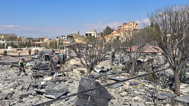 Des centres du Comité sanitaire islamique et un cimetière visés dans la série de frappes israéliennes