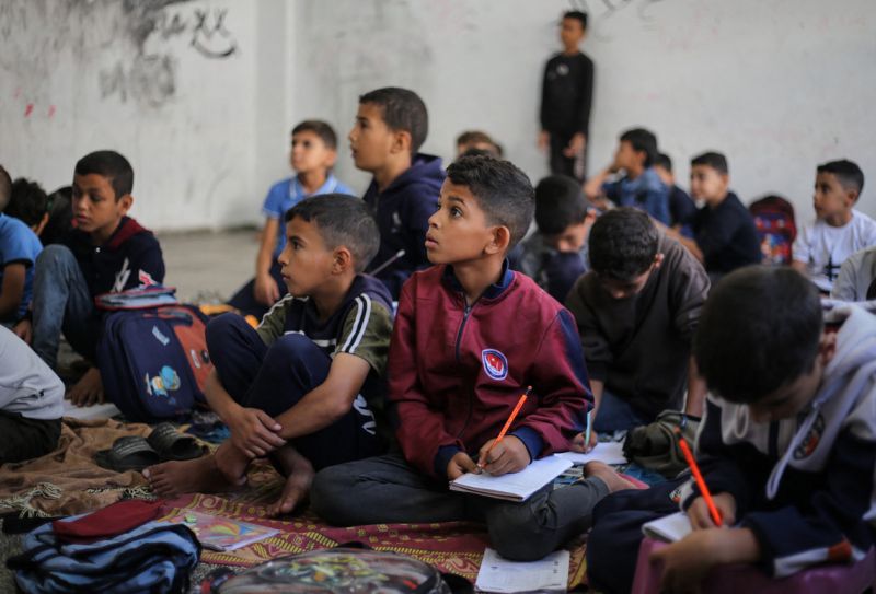 UNICEF aims to get Gaza's 650,000 school-aged children back to school