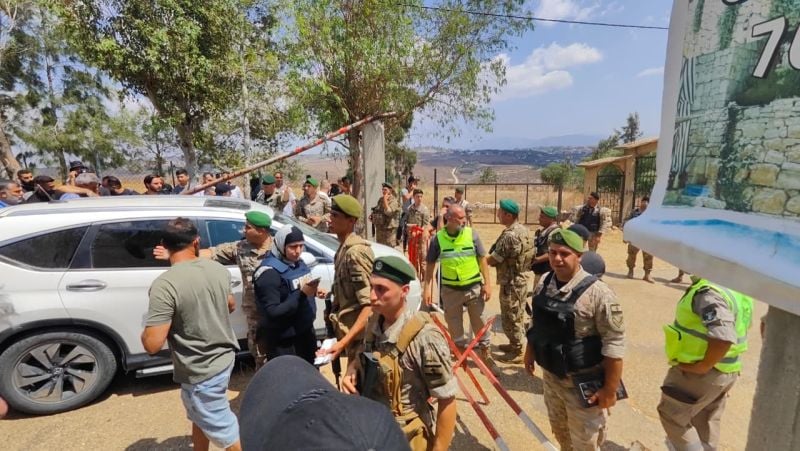 Photo: Zawtar Gharbieh residents returning to village