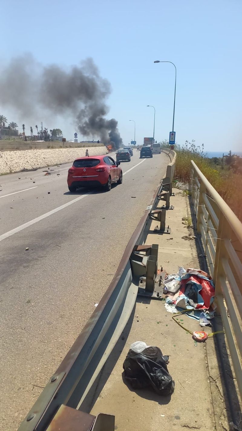 Israel targets vehicle in Saadiyat, on highway between Saida and Beirut