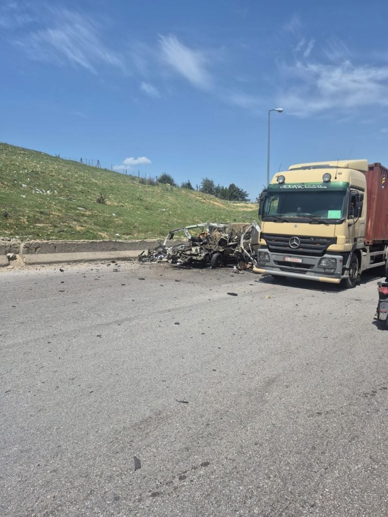Israeli drone strike on Dahr al-Baidar road, which connects coast to Bekaa