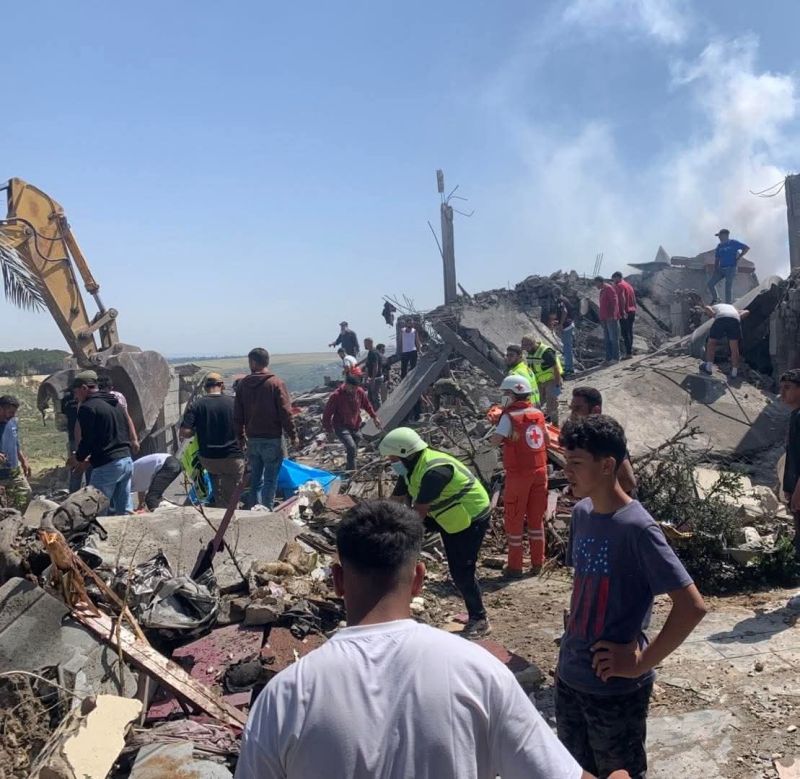 Rescue efforts underway following Israeli strike on Saksakieh