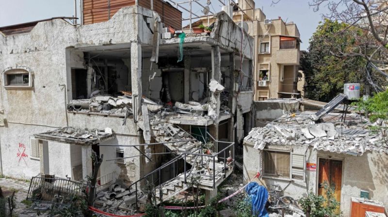 Des débris de missile iranien dans le centre d’Israël