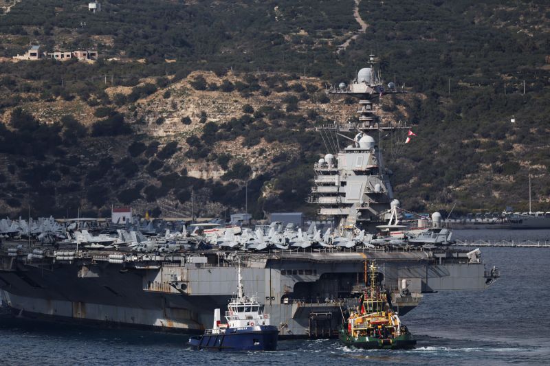 Le porte-avions américain Gerald Ford est arrivé au large de la Crête