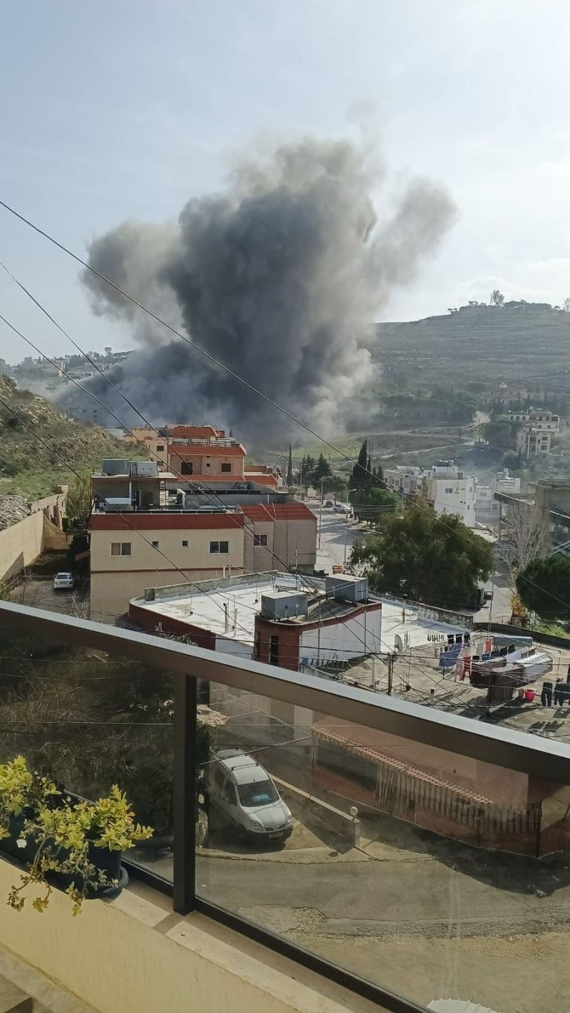 Southern Lebanon: Air strike on the district of Bint Jbeil