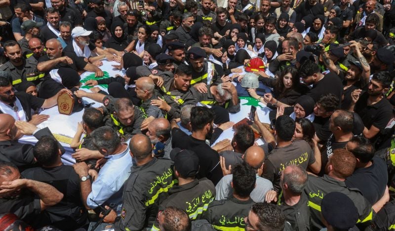 Funeral of two paramedics killed by Israel underway in Saida